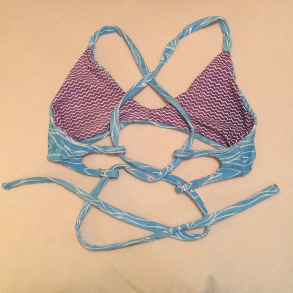 Moana Bikini top size Medium